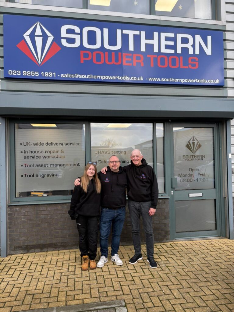 Bartletts3xgenerationsSophieDrewPeter